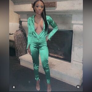 Kelly Green 2 piece pants set